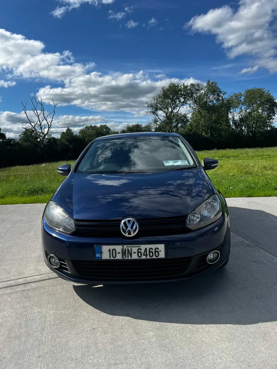 Volkswagen Golf 2010 - Image 1