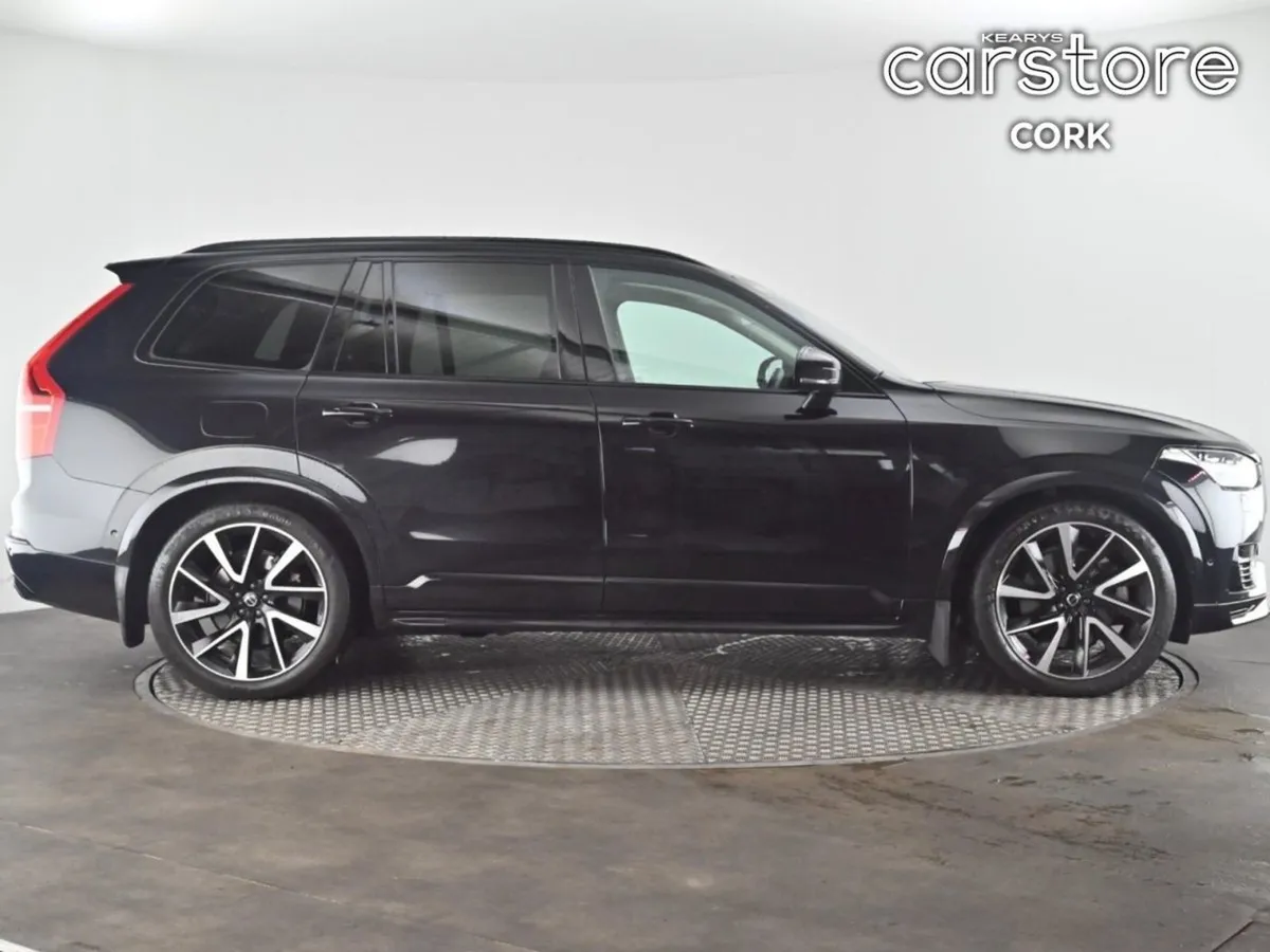 Volvo XC90 T8 Phev 455hp Ultimate (dark Theme) - Image 3