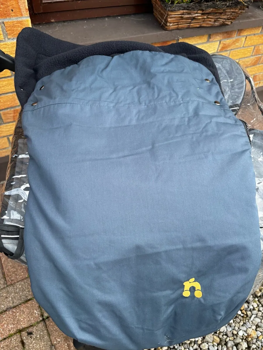 Outnabout footmuff navy