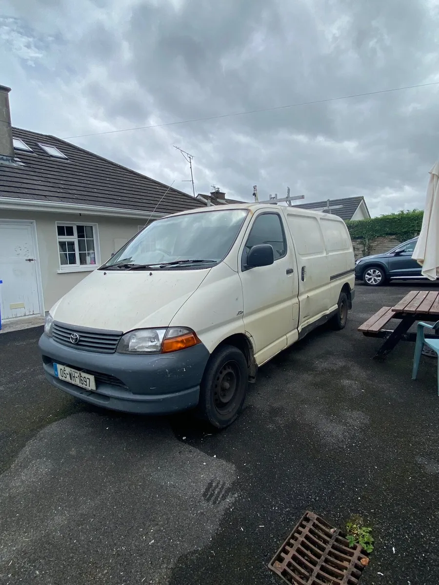 Toyota HiAce 2005 - Image 3