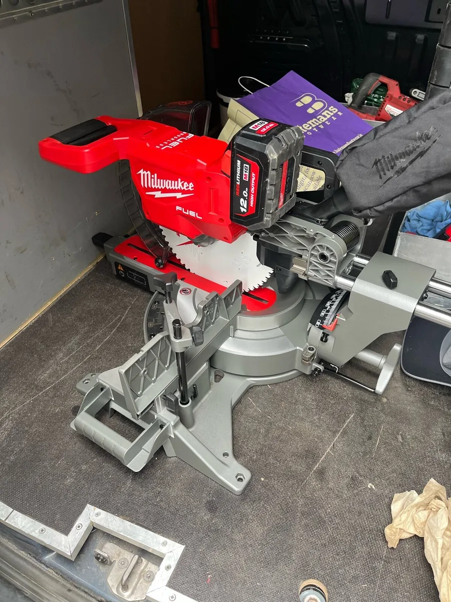 Milwaukee mitre saw - Image 4