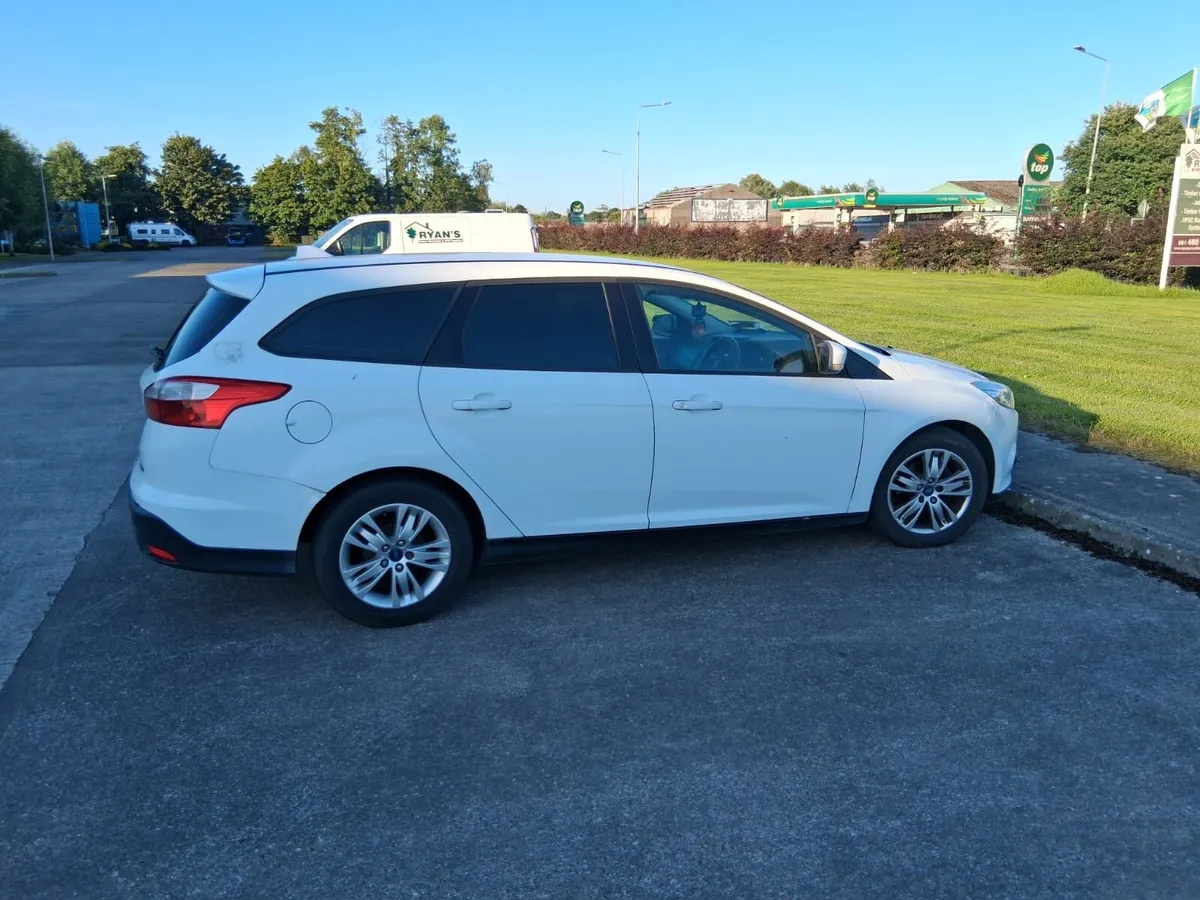 132 Ford Focus just passed nct - Image 3