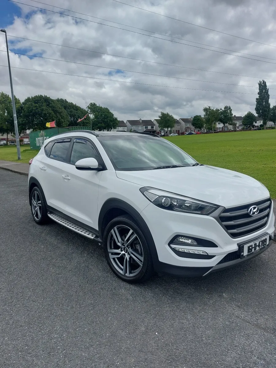 HYUNDAI TUSCON PREMIUM PANORAMIC ROOF - Image 2