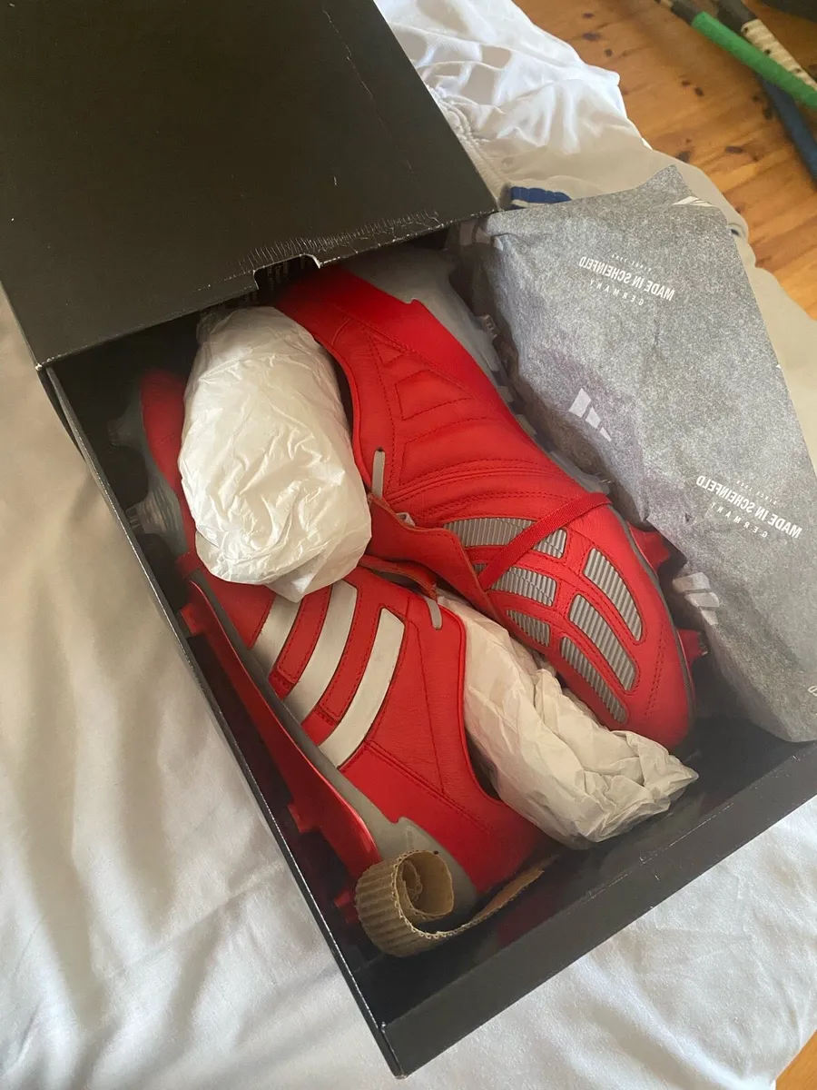 Adidas predator mania football boots - Image 1