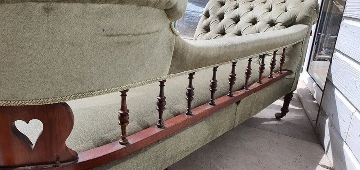 Beautiful victorian mahogany chaise lounge - Image 3
