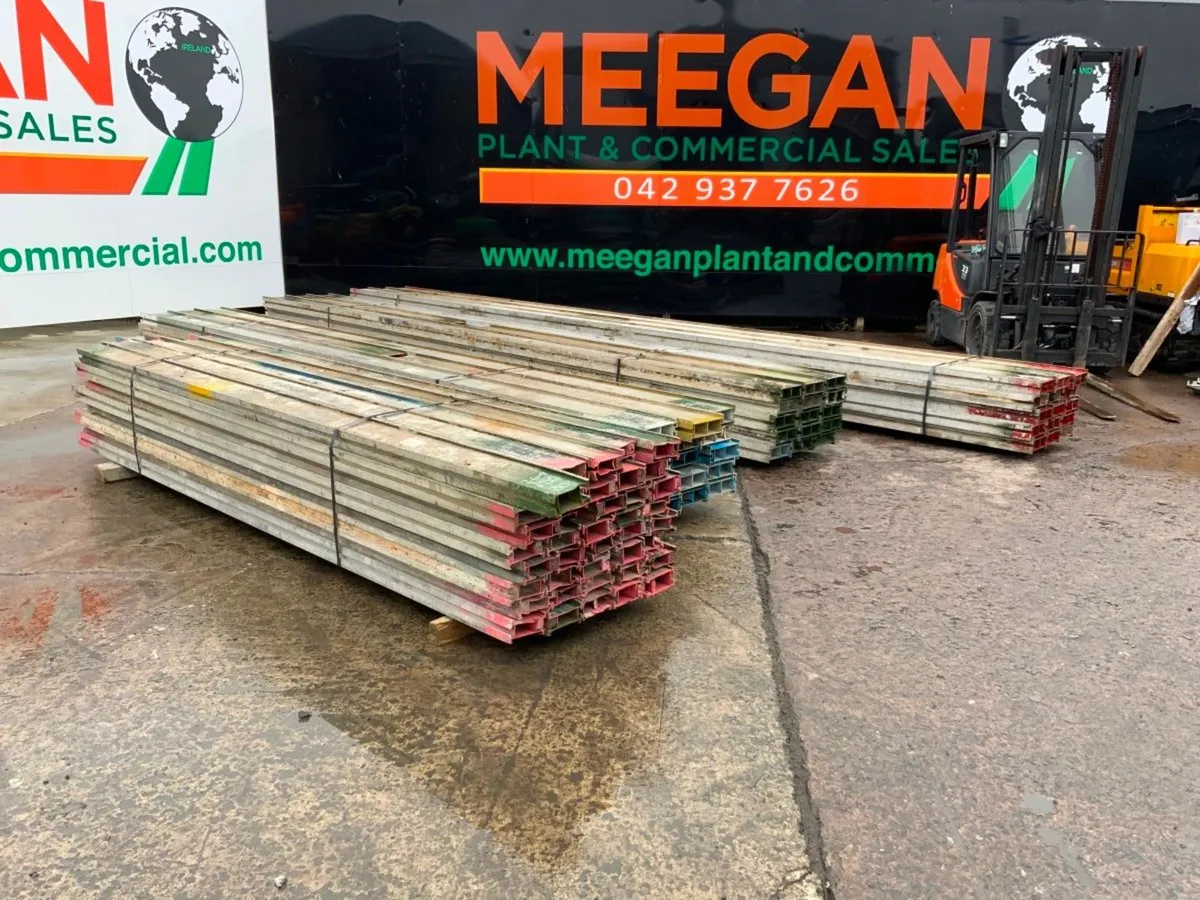 150mm ALUMINIUM SUPPORT BEAMS.........118/150. - Image 1