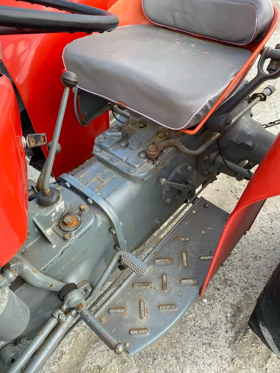 Massey 35x - Image 3