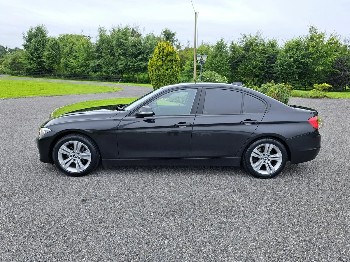 BMW 3-Series 2014 - Image 3