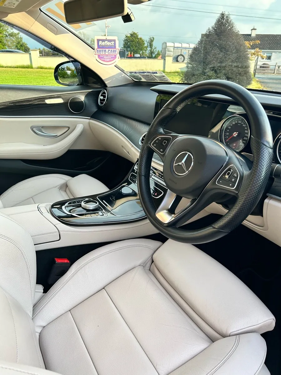 Mercedes E-Class E220d - Image 3