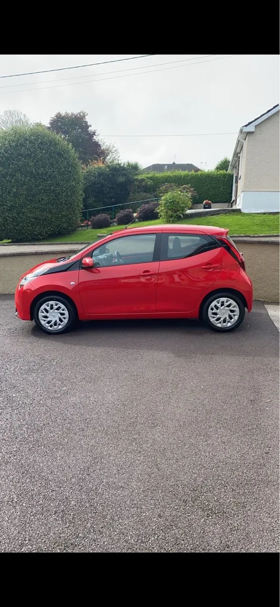 Car - Image 3
