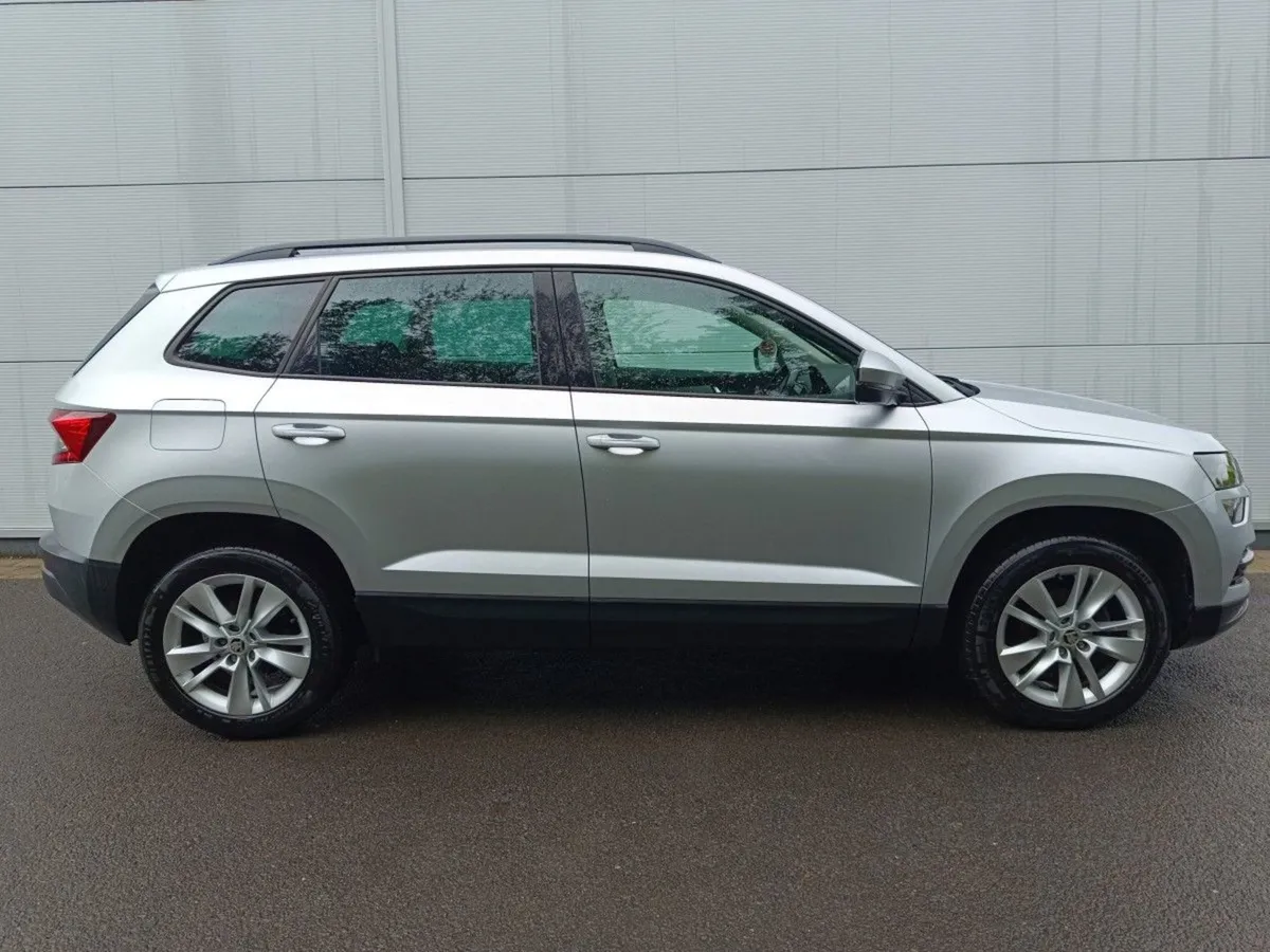 Skoda Karoq 1.6tdi 115bhp Ambition Mint - Image 2