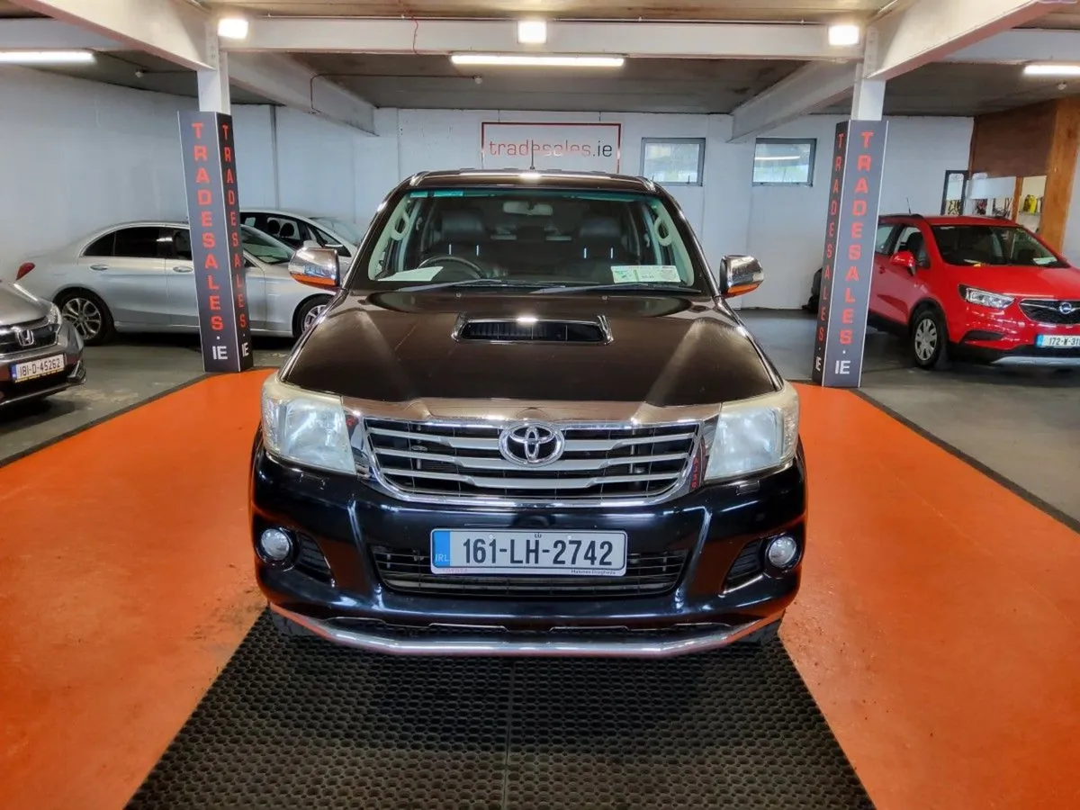 Toyota HiLux Hilux 3.0 D4D D/cab Invincible - Image 1