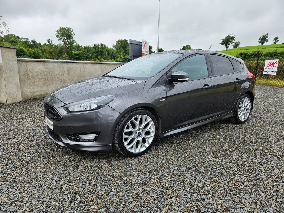Ford Focus 2018 - Image 3