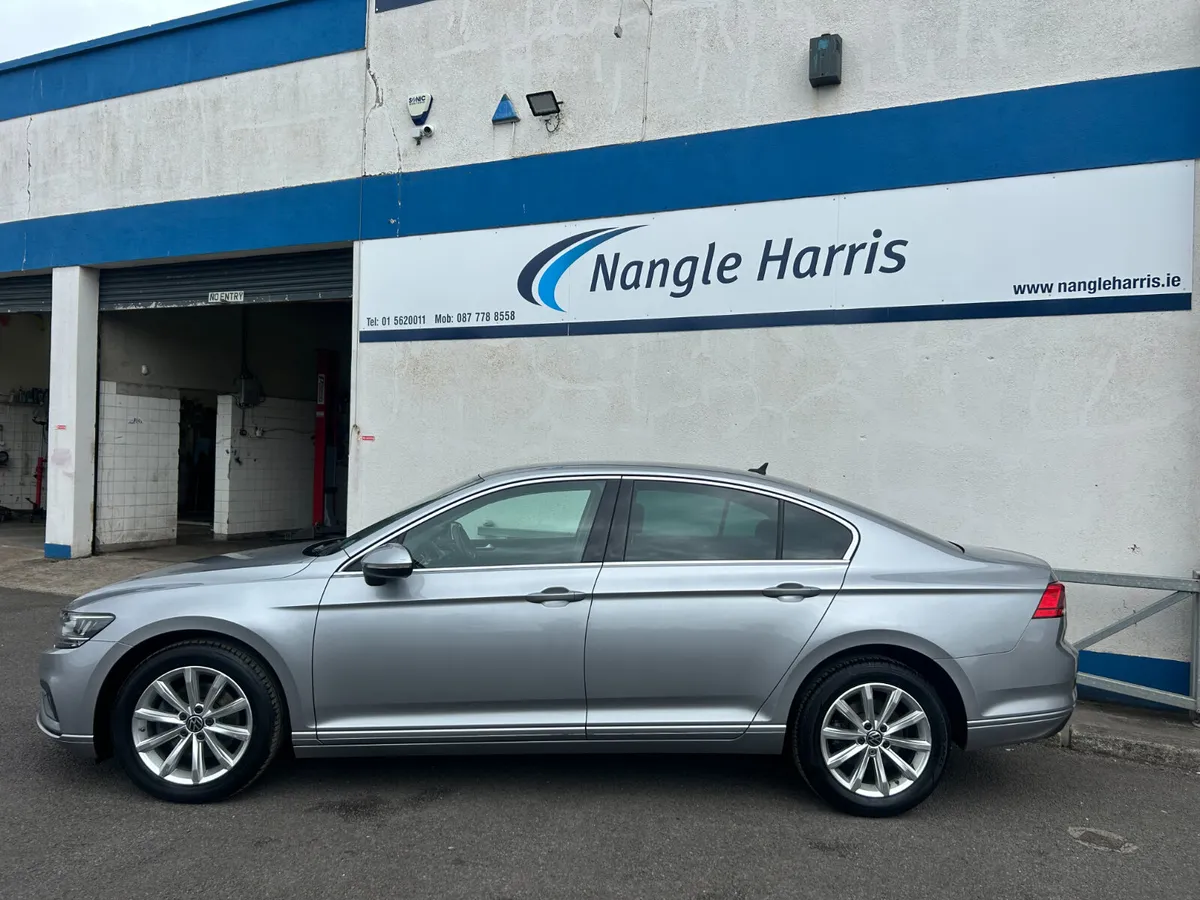 Volkswagen Passat. ONE OWNER NCT 05/27 - Image 4