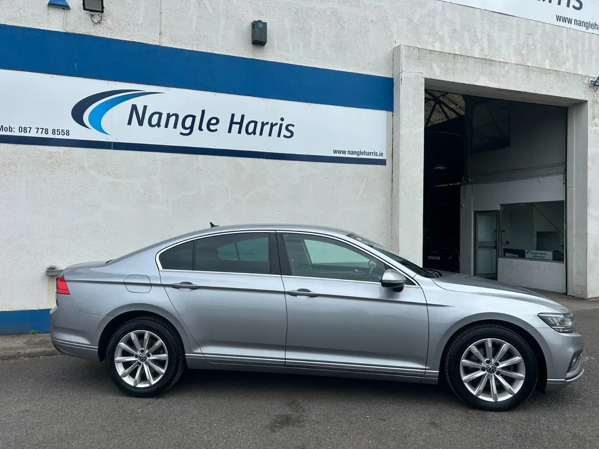 Volkswagen Passat. ONE OWNER NCT 05/27 - Image 2