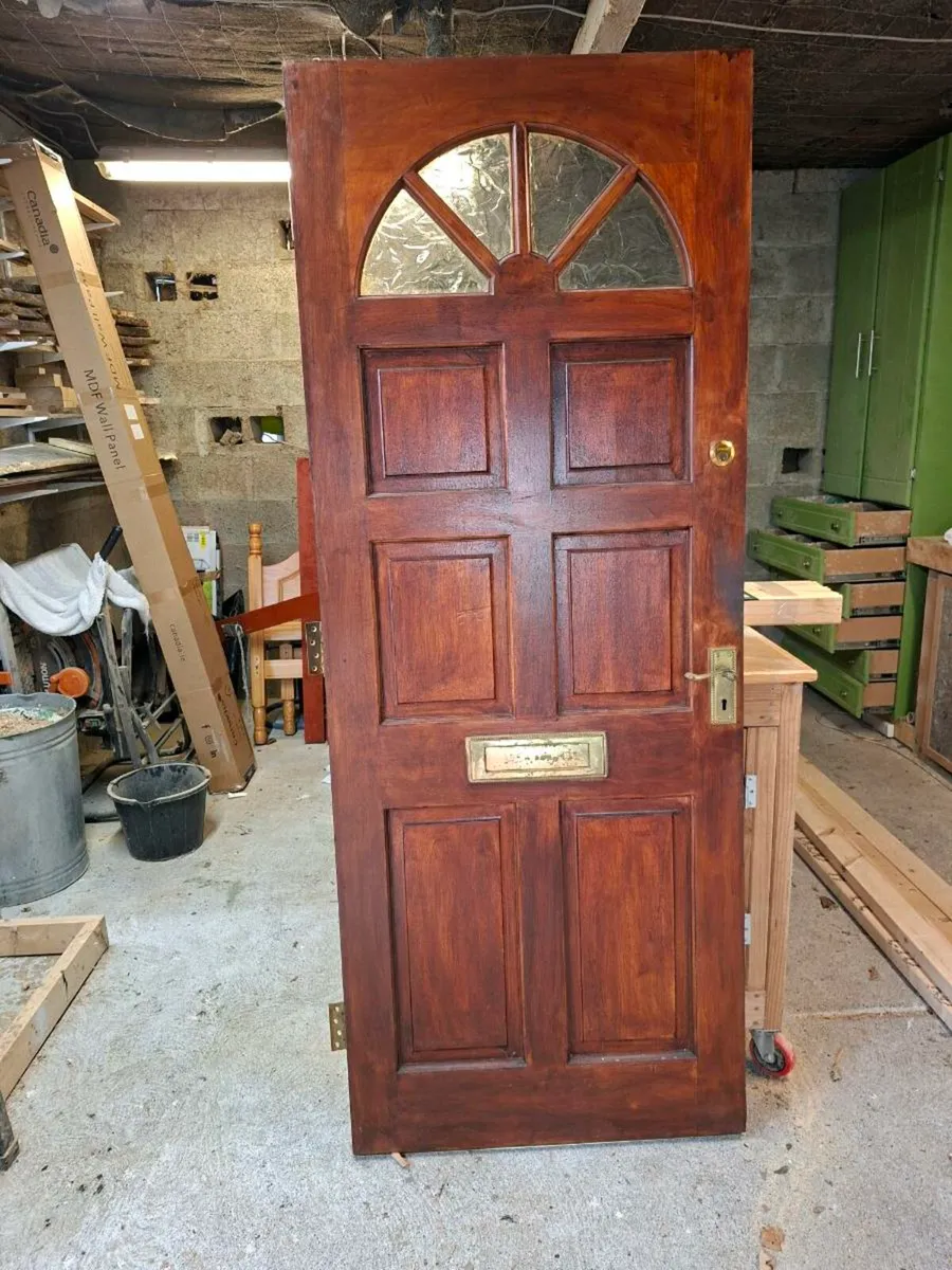 Outside door - Image 1
