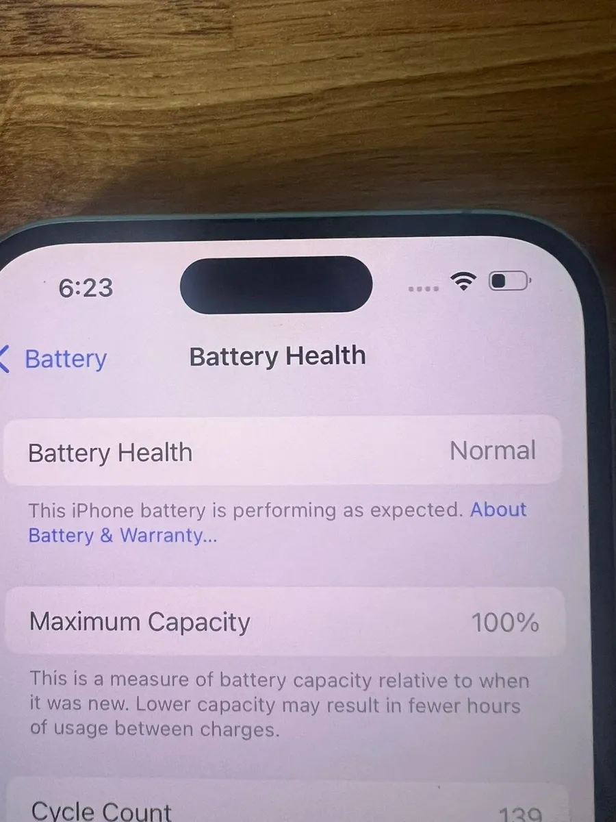 iPhone 16 like a new - Image 4