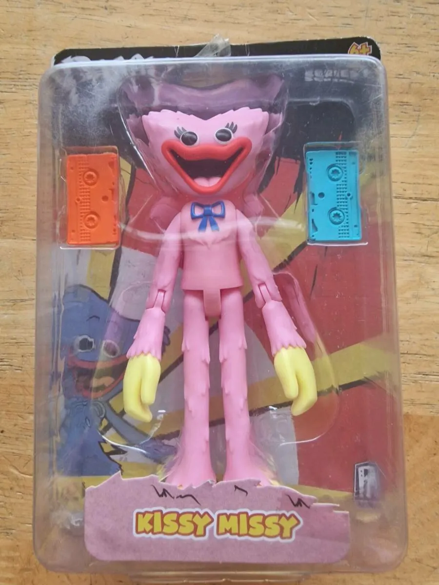 Poppy Playtime Kissy Missy Action Figure - Image 1