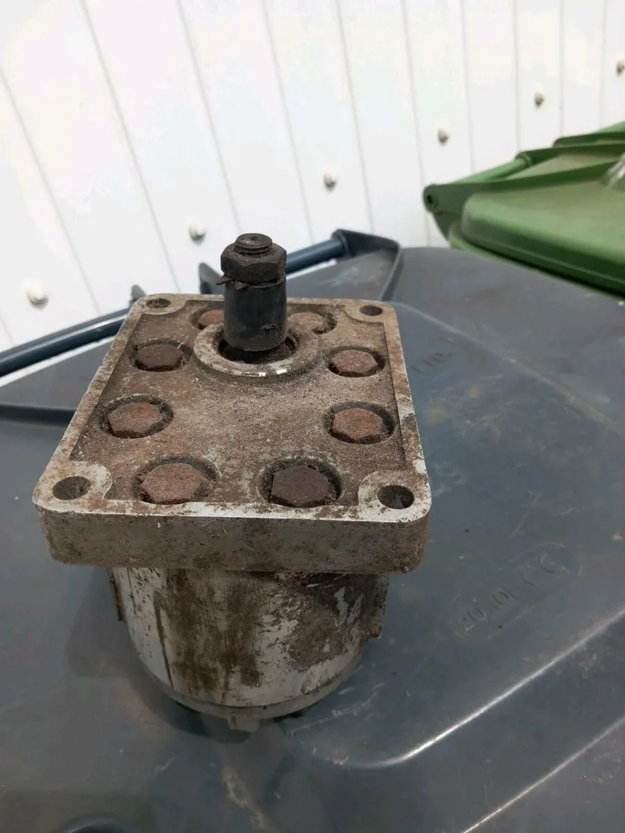 Hydraulic pump, New - Image 3