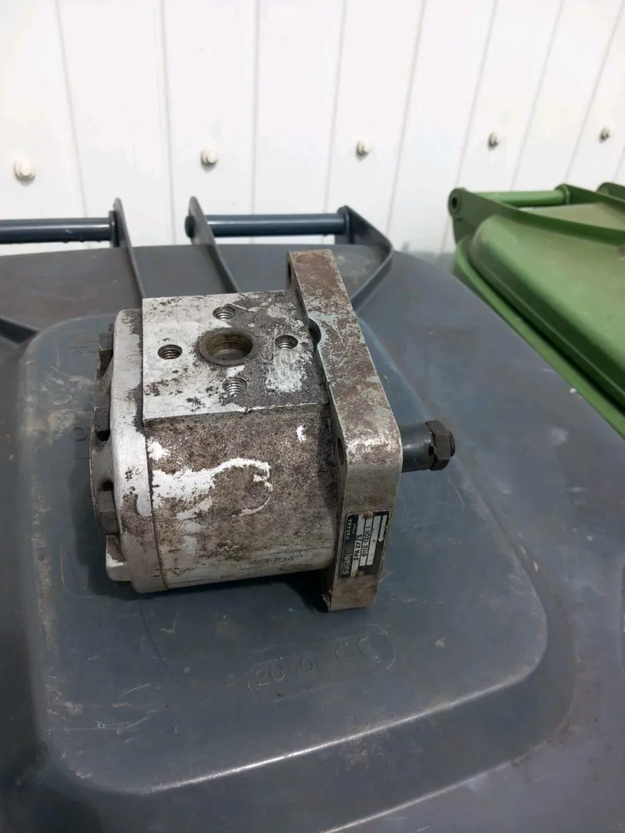 Hydraulic pump, New - Image 4