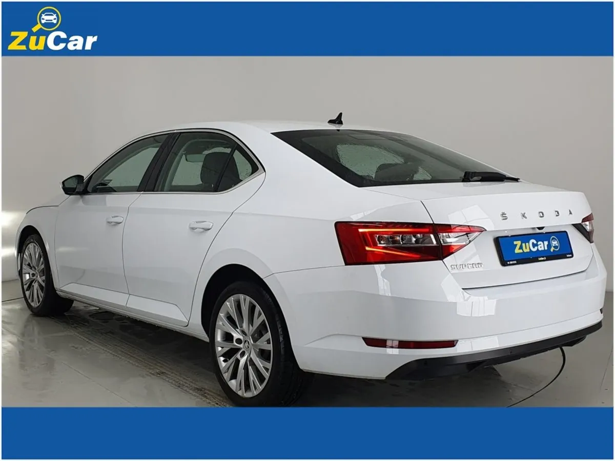 Skoda Superb  61 Superb STY 2.0tdi 150HP DSG - Image 4