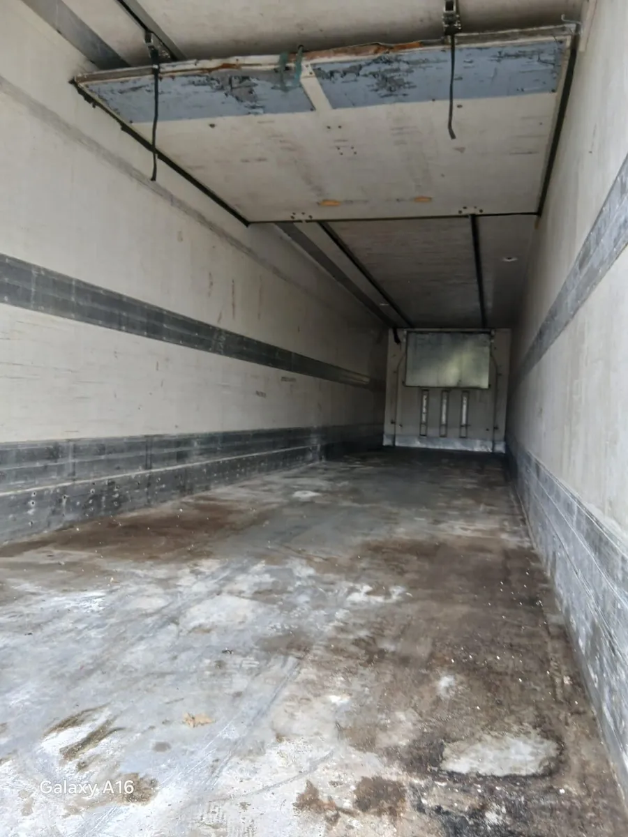 Insulated Container - Image 2