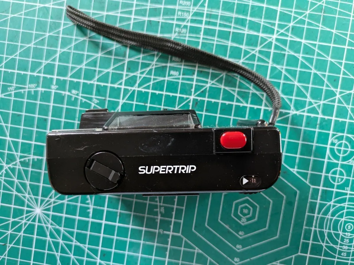 🎞️ Olympus Supertrip 35mm film compact camera - Image 1