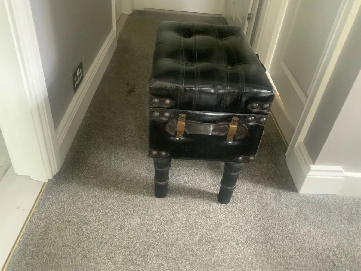 footstool - Image 1