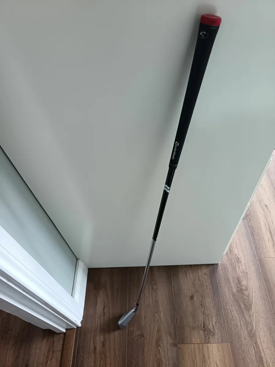 TaylorMade Stealth DHY 3Iron - 19 degree Golf Club - Image 1