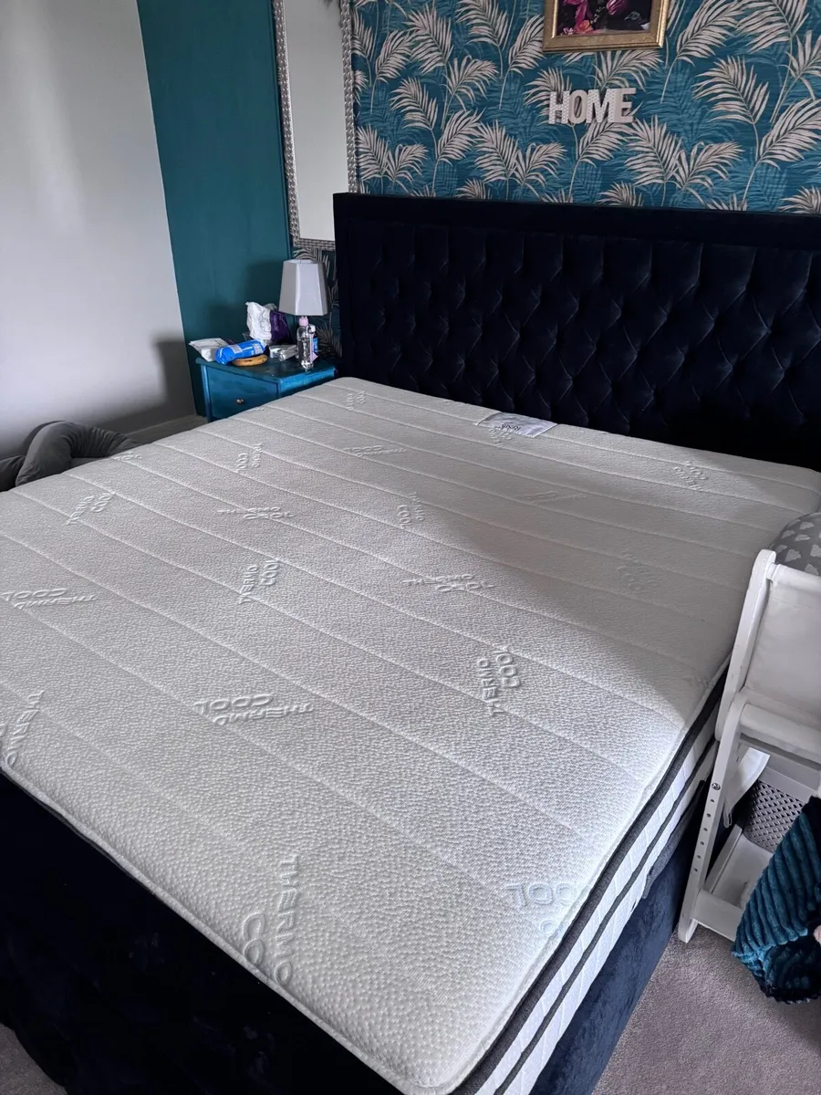 Super king size mattress - Image 1