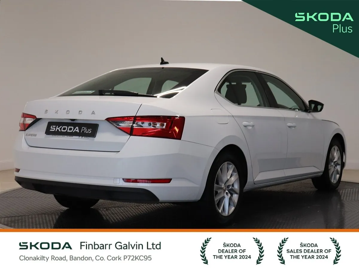 Skoda Superb AMBITION 2.0 TDI DSG 150 BHP - Image 4