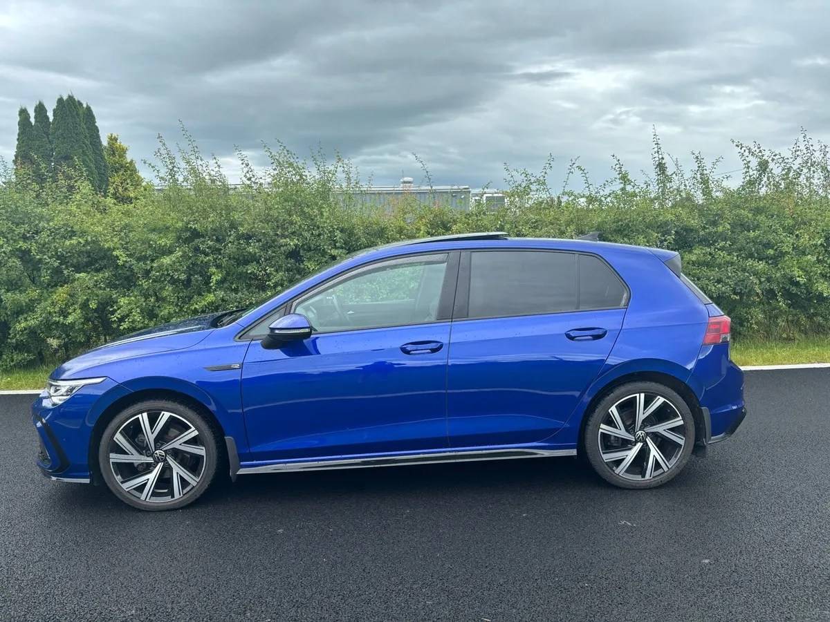 Volkswagen Golf 232 R-Line 2.0Tdi Pan Roof!! - Image 2