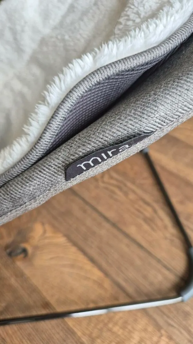 Uppababy Mira baby bouncer - Image 2
