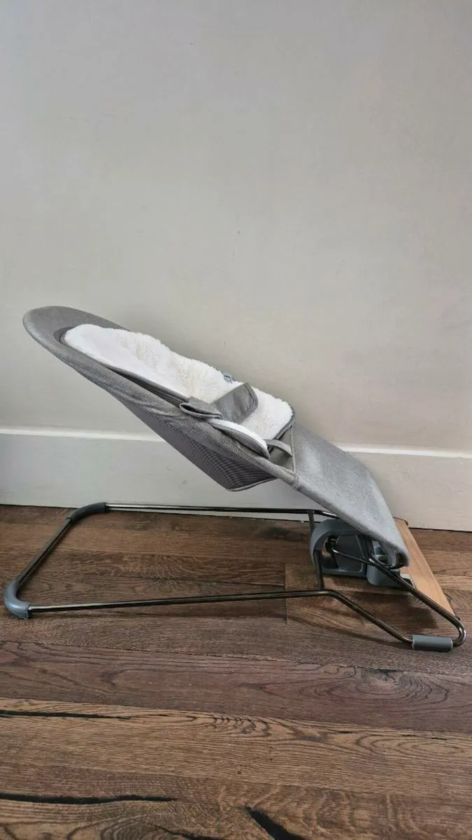 Uppababy Mira baby bouncer - Image 4
