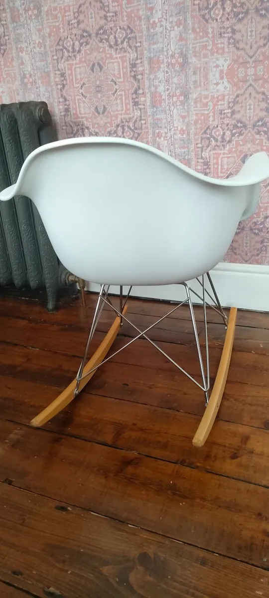 Eames replica child's rocking chair - Image 3