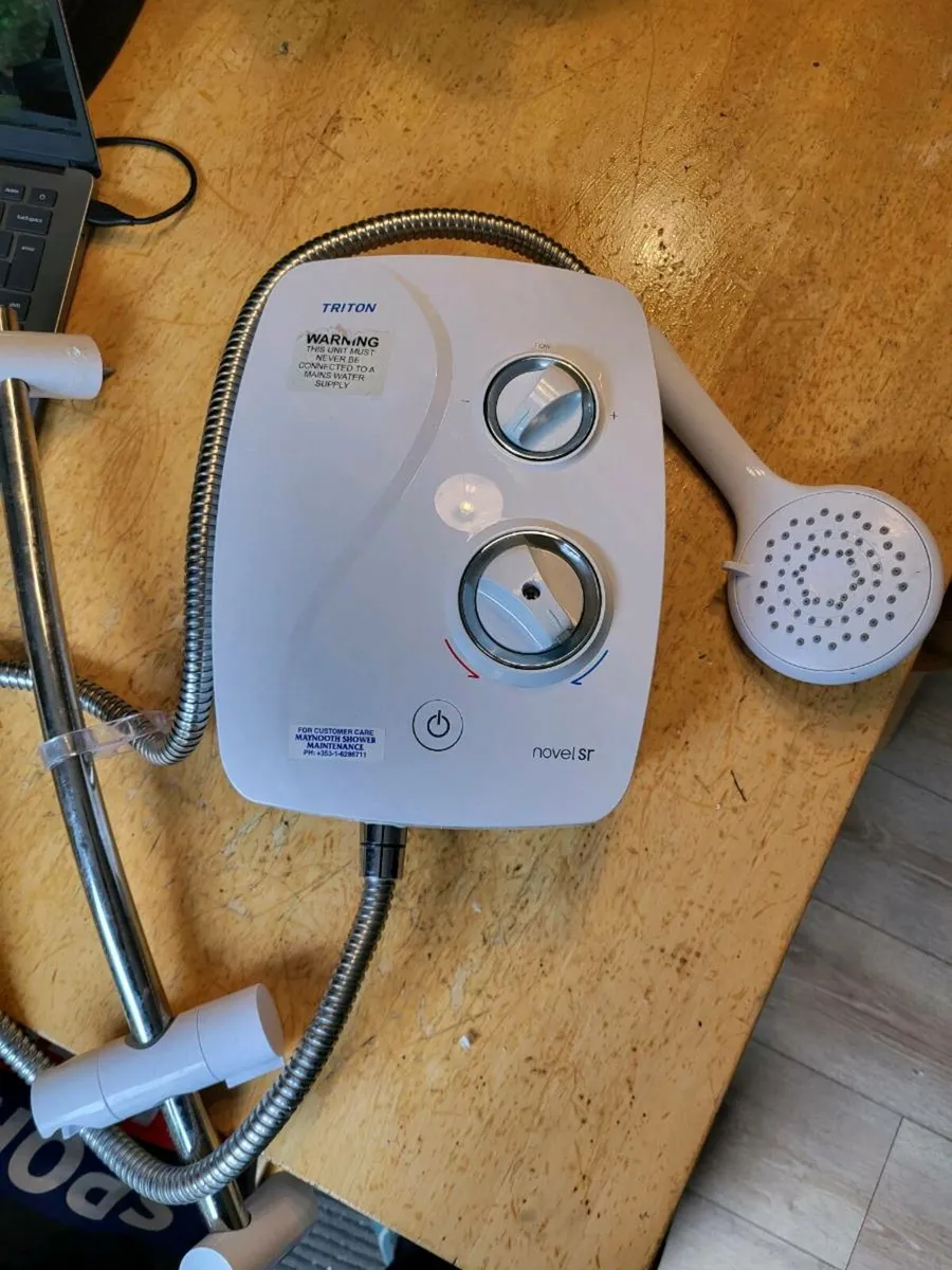 Triton novel sr shower - Image 1