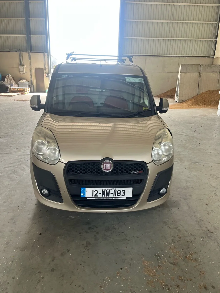 Van - Image 2