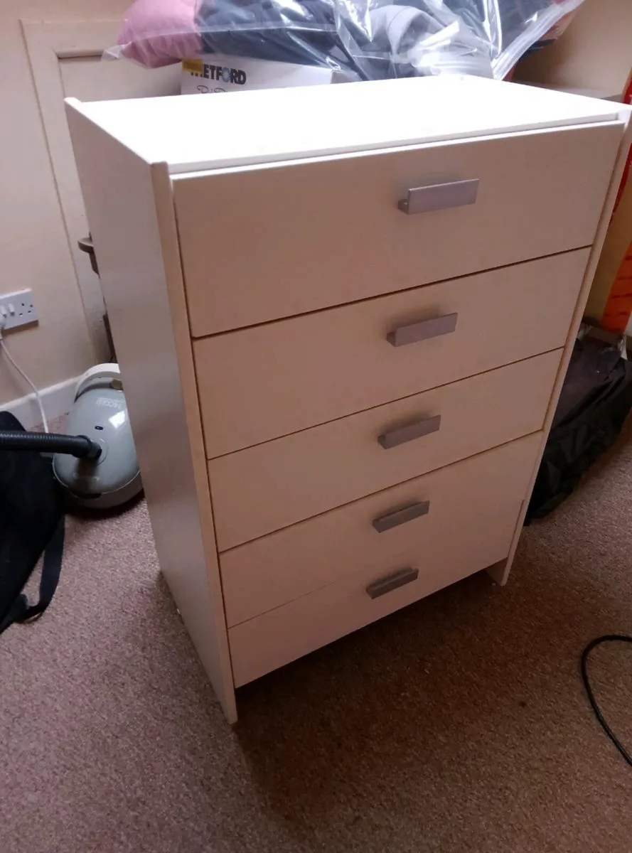 Chest of drawers - Image 2