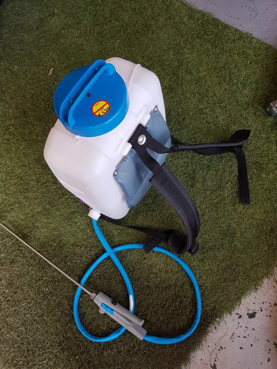 MARUYAMA MSB151 BATTERY BACKPACK PRESSURE SPRAYER - Image 1