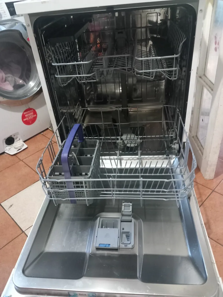 Dishwasher - Image 2
