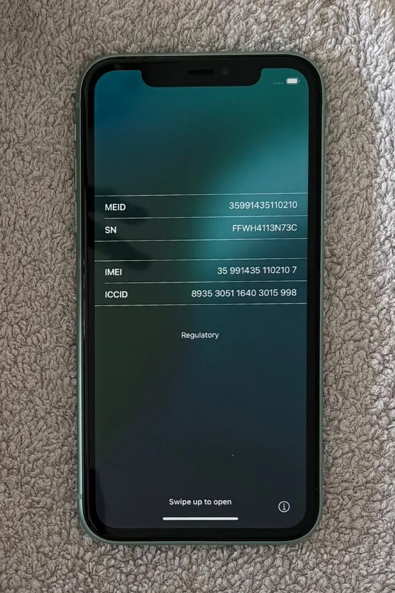 iPhone 11 - Image 3