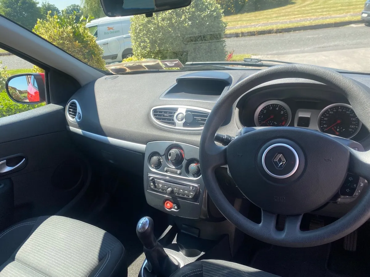 Renault Clio 2012 - Image 3