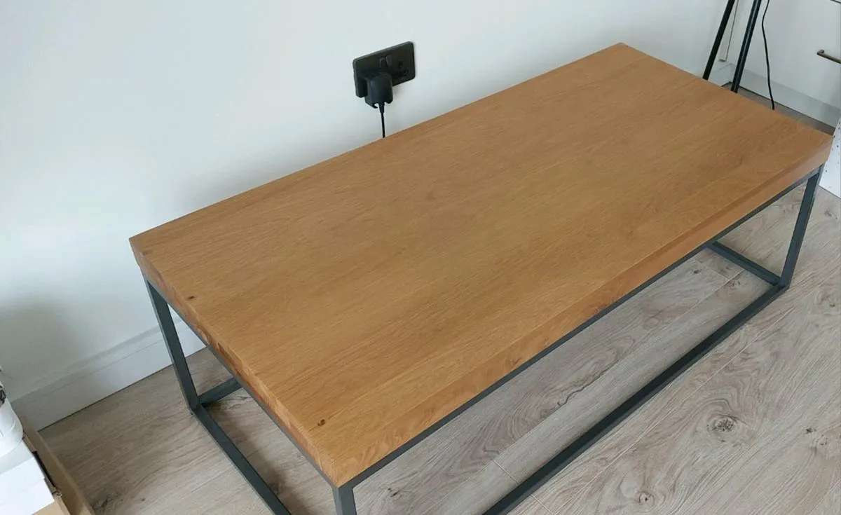 Coffee table - Image 1