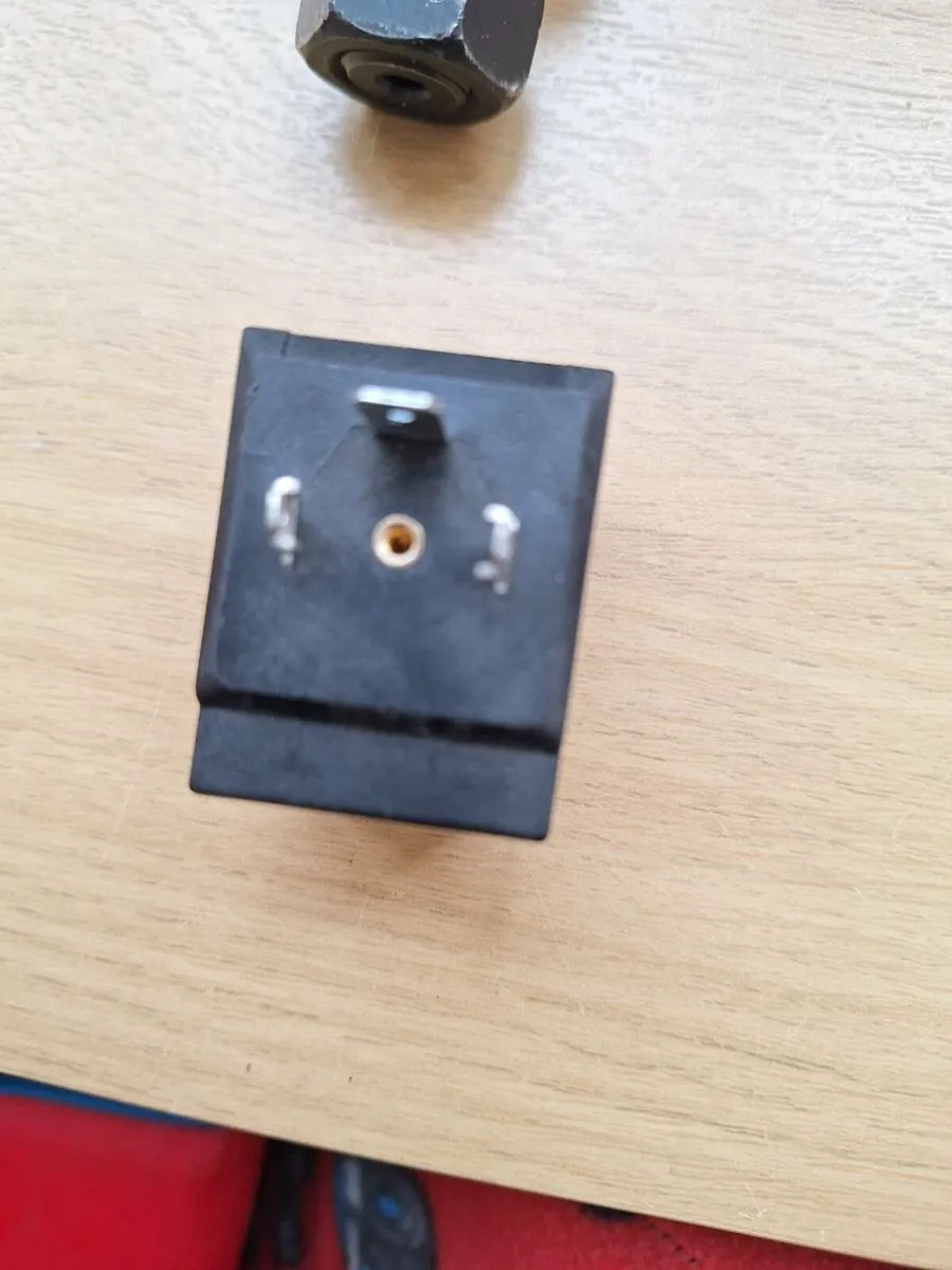 Parts clearout - Image 2