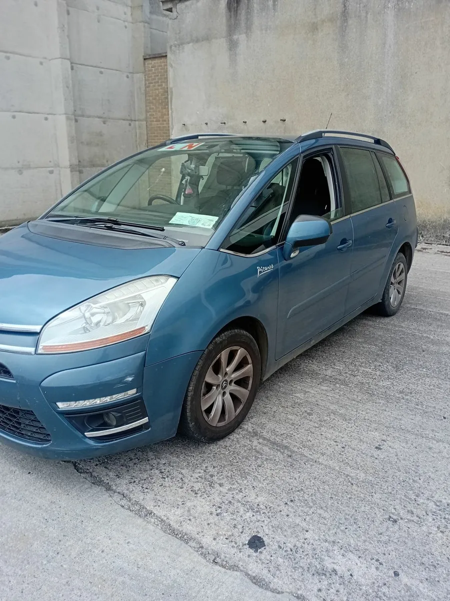 Citroen C4 Picasso 2011 - Image 1