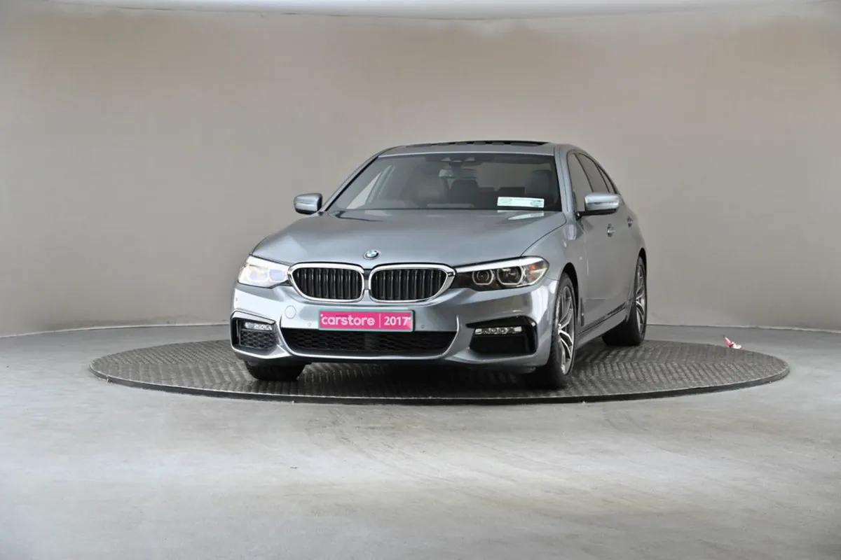 BMW 5 Series 520d M Sport Auto Sunrpof Leather In - Image 3