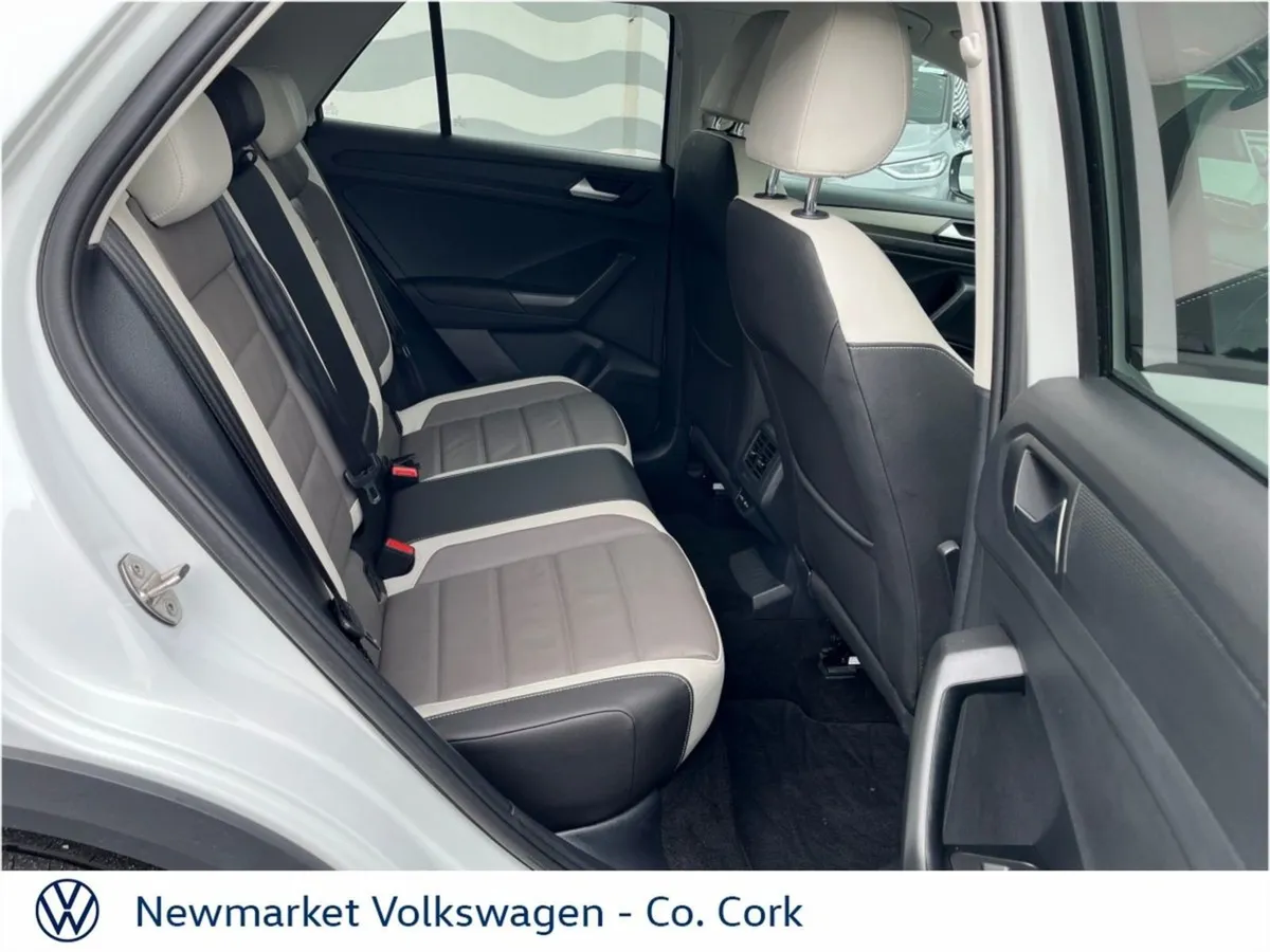 Volkswagen T-Roc 1.0tsi 110BHP Design Leather Int - Image 4