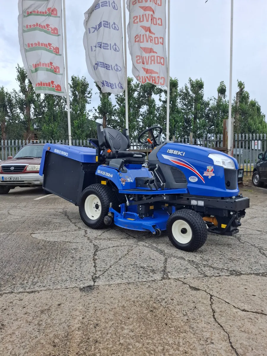 Iseki SXG324 Used Diesel Mower - Image 1