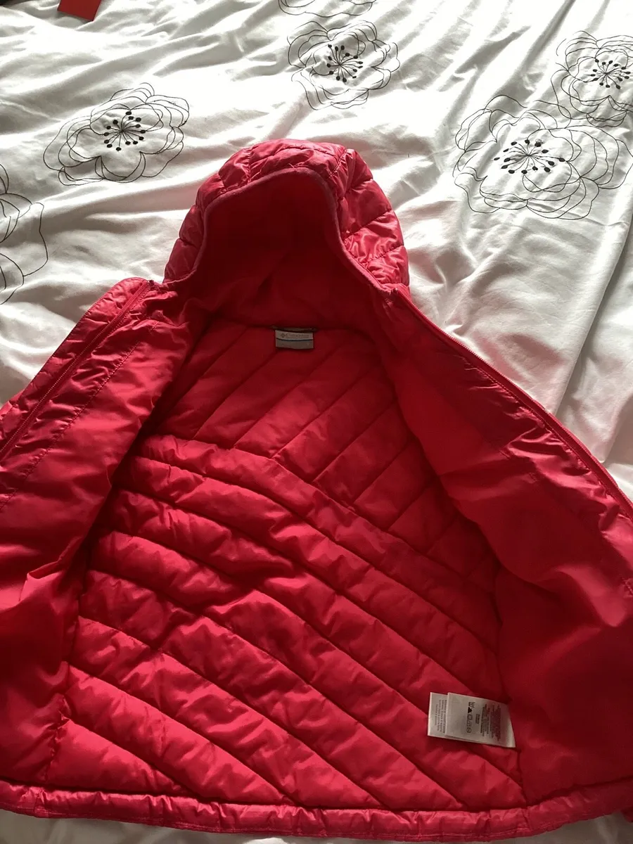 girls pink Columbia jacket - Image 2