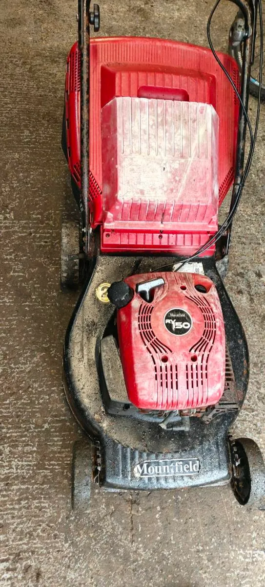 Mountfield push lawnmower - Image 1